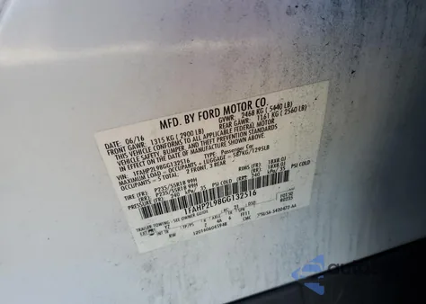 2016 Ford Taurus Police Interceptor z USA, uszkodzony, nr VIN 1FAHP2L98GG132516